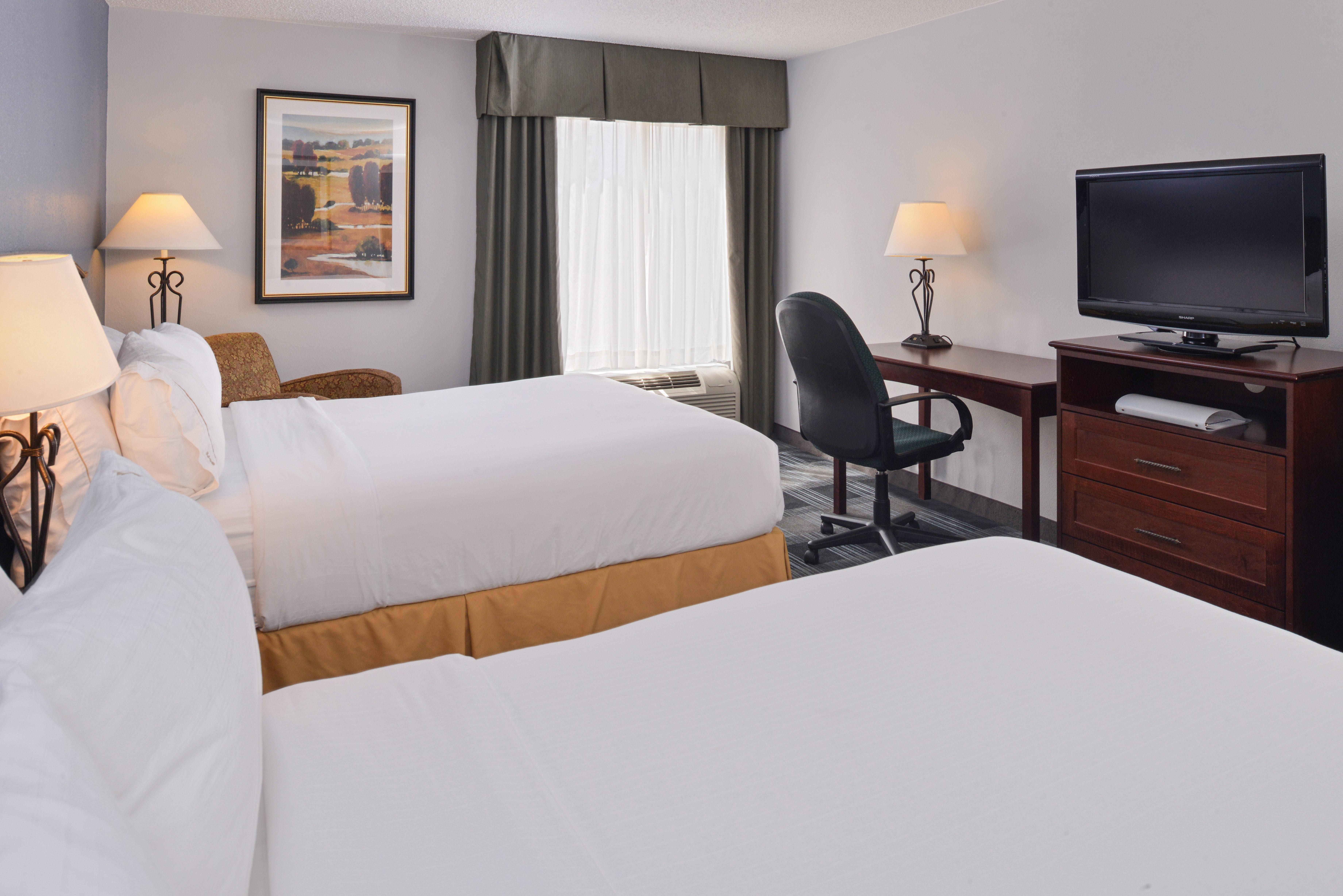 Holiday Inn Express La Junta By Ihg Exterior photo